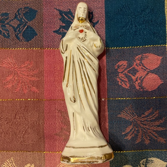 Vintage porcelain Bleeding Heart Jesus statue - Picture 5 of 11